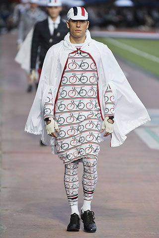 Moncler Gamme Bleu / - 2011